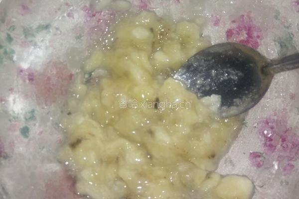 香蕉玉米饼的做法图解1
