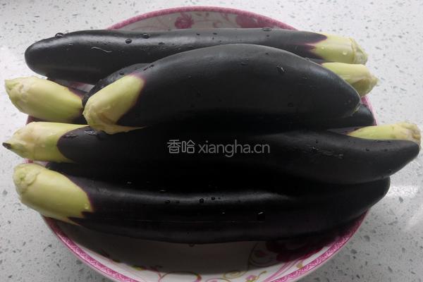 腌制蒜茄子的做法图解1