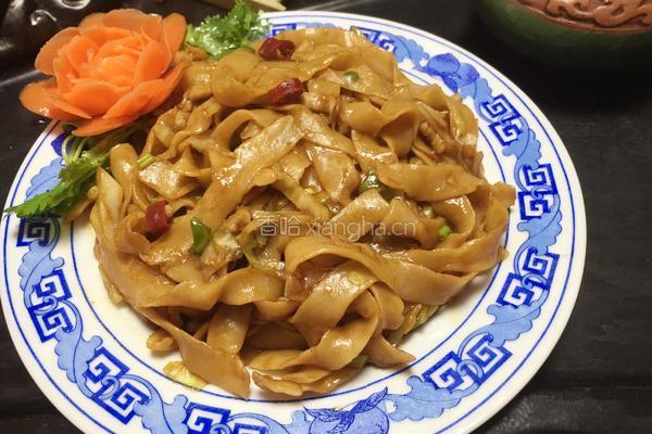 卷心菜炒面的做法图解18
