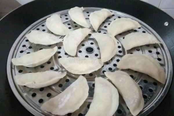 卷心菜猪肉饺子的做法图解8