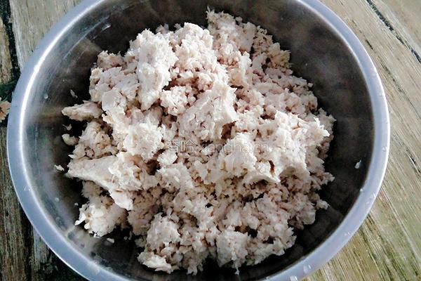 榆黄菇猪肉饺子的做法图解6