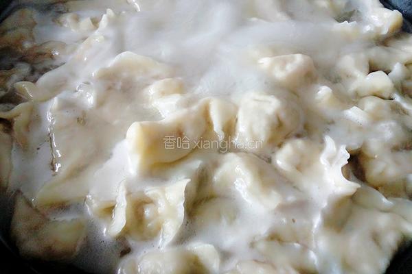 榆黄菇猪肉饺子的做法图解21