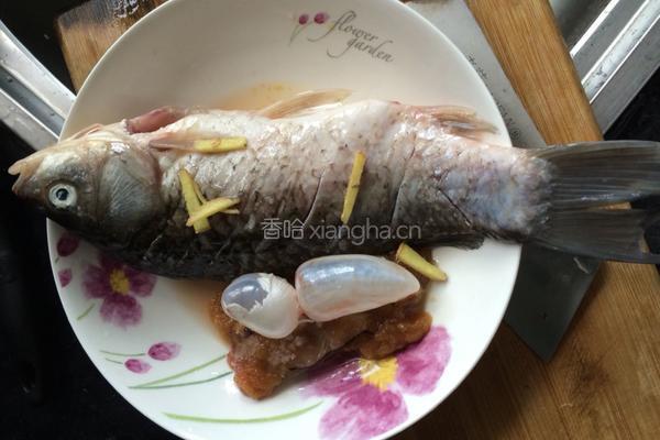 豆豉蒸鲫鱼的做法图解2