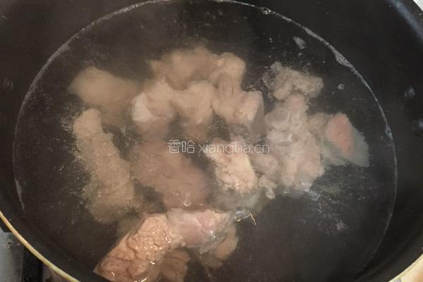 白萝卜猪骨汤的做法图解5