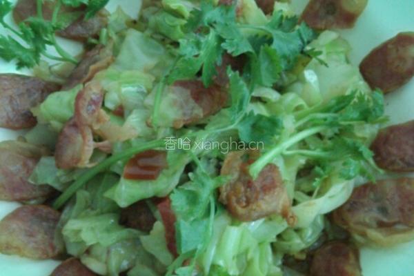 卷心菜炒腊肠的做法图解7