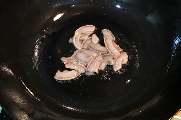 白萝卜炒肉丝的做法图解3
