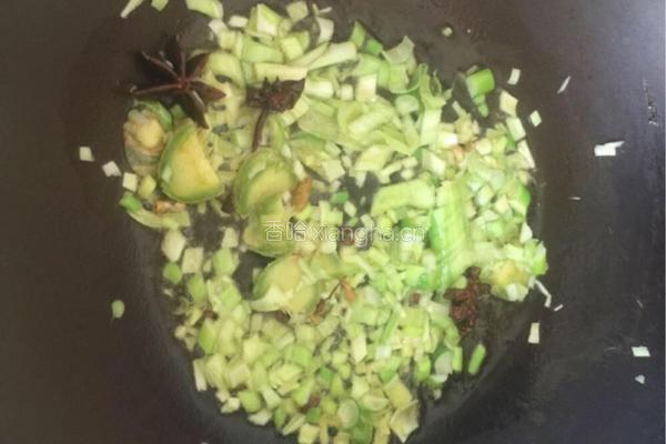 炖芸豆的做法图解1