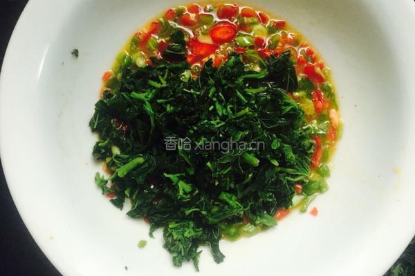 野笕菜鸡蛋饼的做法图解3