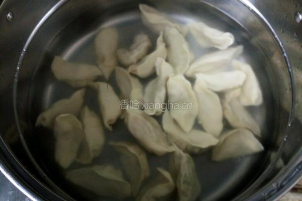 猪肉南瓜水饺的做法图解11