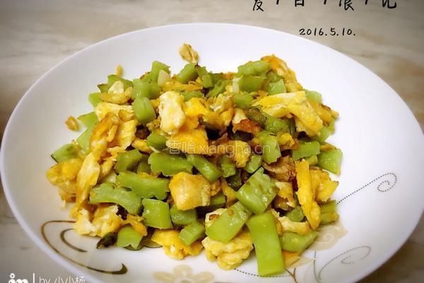 翡翠黄金（苦瓜炒蛋）的做法图解7