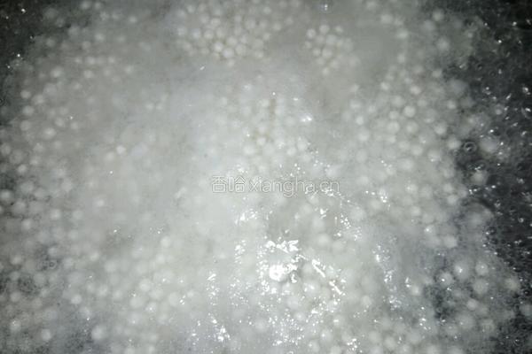 芒果酸奶西米露的做法图解2
