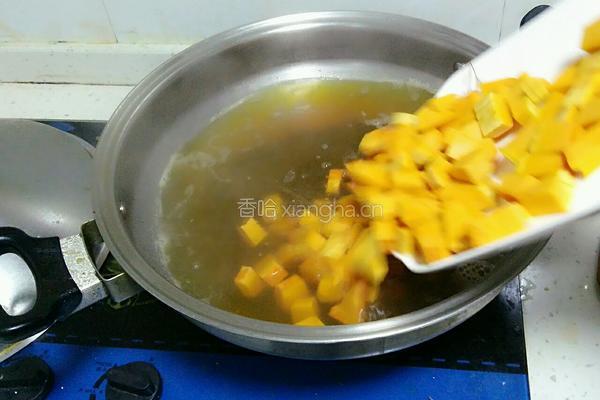 南瓜绿豆汤的做法图解3