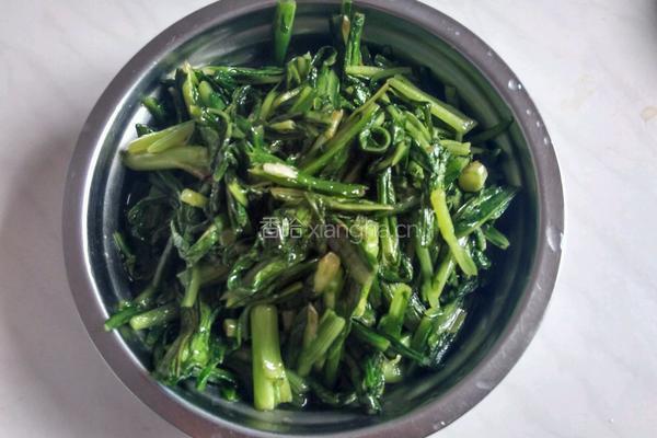 素炒油麦菜的做法图解7