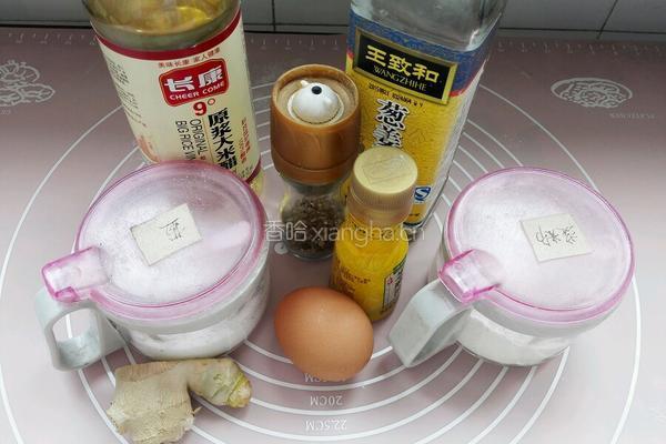 清蒸大米虾丸的做法图解1