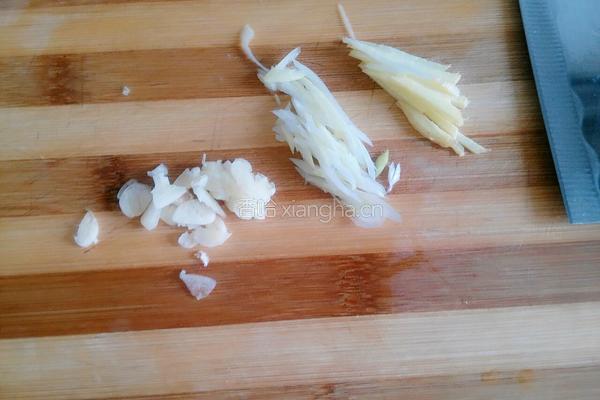 扁豆炒土豆丝的做法图解2