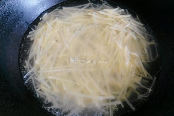 扁豆炒土豆丝的做法图解8