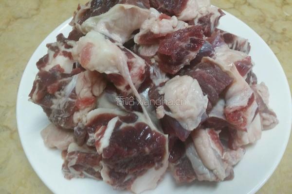 萝卜炖牛腩的做法图解4