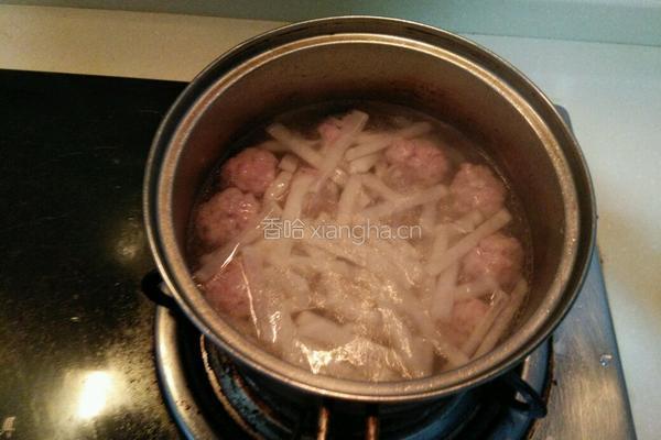 白萝卜肉圆汤的做法图解12