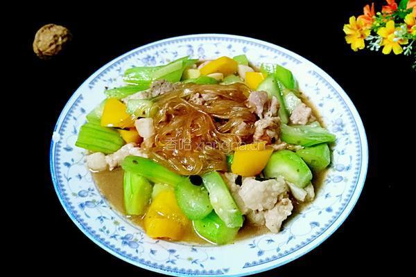  丝瓜彩椒炒肉的做法图解8