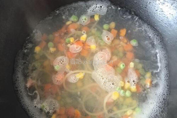 牛油果意面的做法图解3