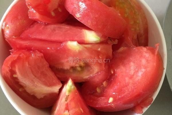 黄骨鱼番茄汤的做法图解2