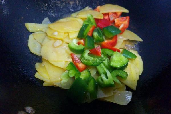 彩椒炒土豆片的做法图解7