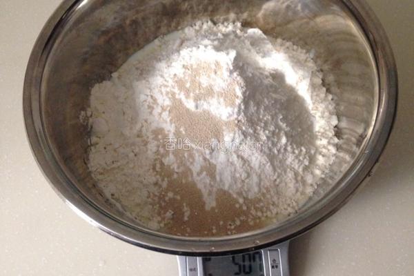酸奶面包 海苔馅和红豆沙馅的做法图解1