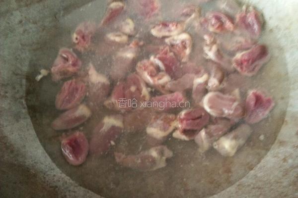 辣椒豆米炒鸡心的做法图解5