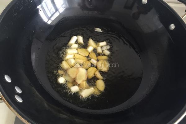 爆炒小龙虾的做法图解2