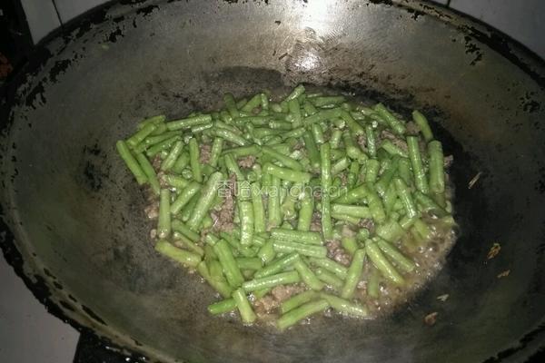 肉沫豇豆的做法图解3