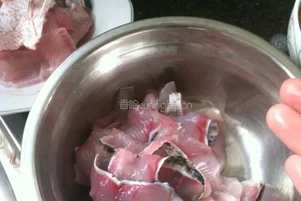 自制酸菜鱼的做法图解3