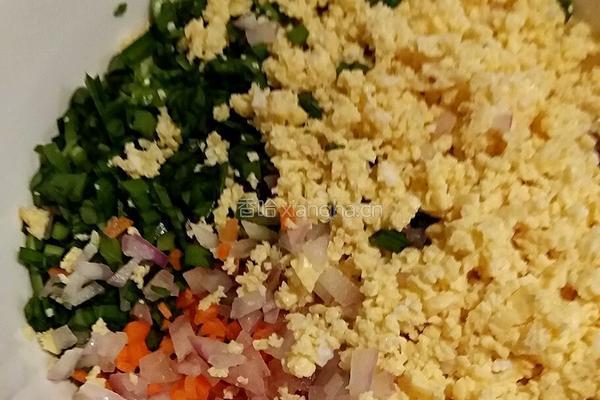 韭菜鸡蛋素饺子的做法图解3