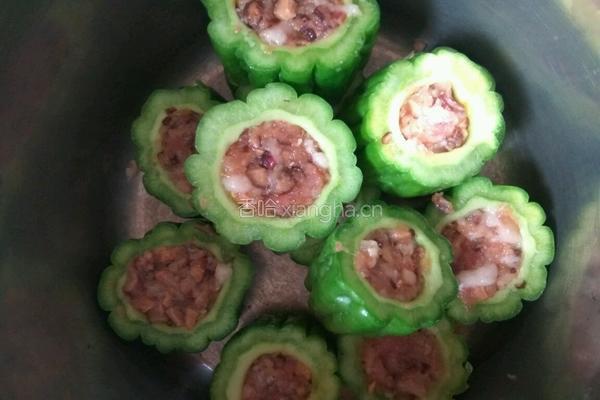 苦瓜酿肉的做法图解5