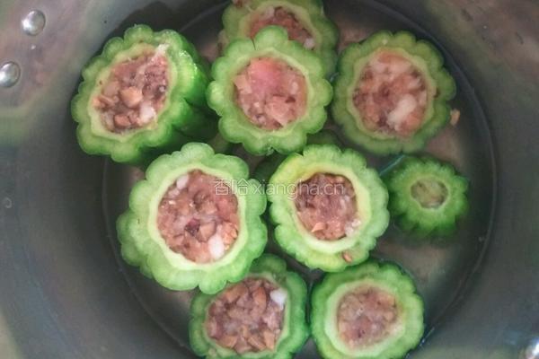 苦瓜酿肉的做法图解6
