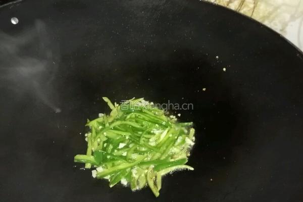 洋葱炒蛋的做法图解8