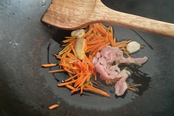 ＃绿豆芽＃ 爆炒醋香绿豆芽的做法图解4
