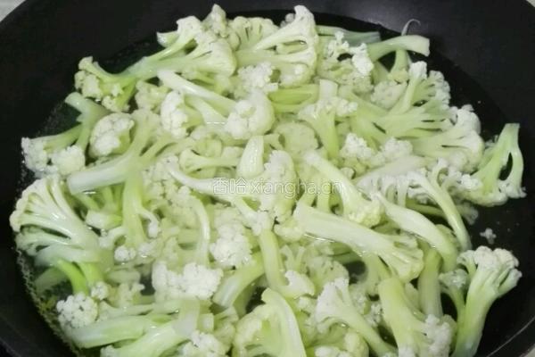 番茄菜花的做法图解3