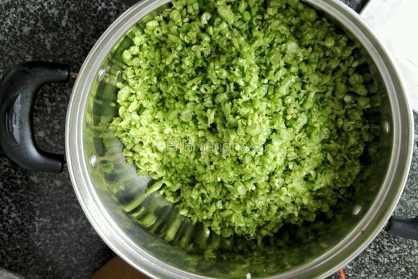 绩溪长豇豆挞果的做法图解2