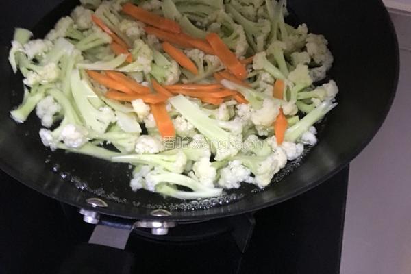 炝有机菜花的做法图解3