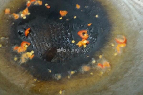 番茄炒油渣的做法图解5