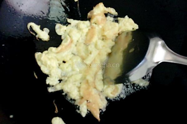 双椒鸡蛋炒饭的做法图解4