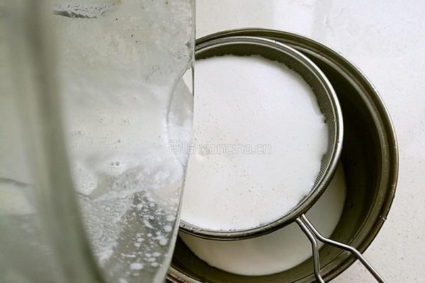 浓滑核桃露的做法图解7
