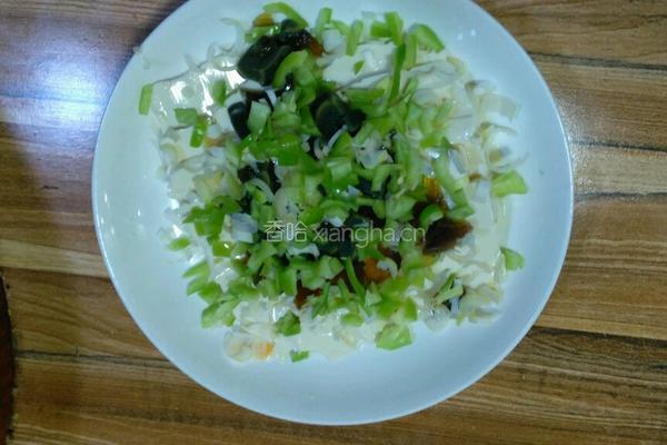 皮蛋豆腐的做法图解4