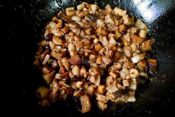 香菇猪肉虾皮烧卖的做法图解7