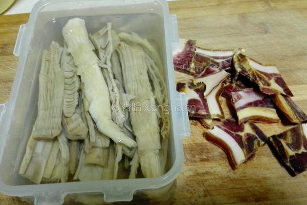 老鸭煲的做法图解1
