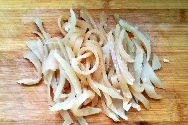 肉皮冻的做法图解4