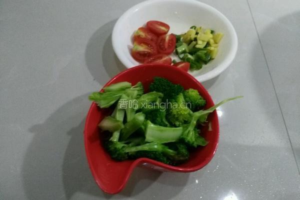 卷心菜炒馒头块的做法图解3