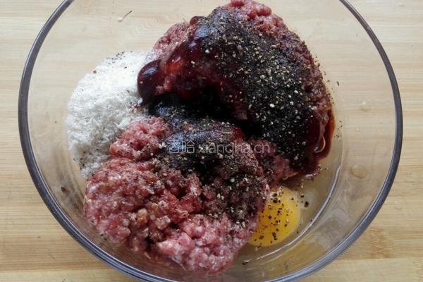 牛肉汉堡的做法图解2