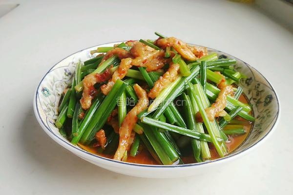 韭菜苔炒肉丝