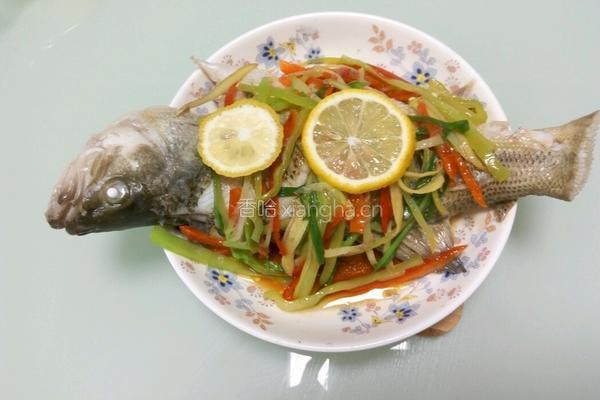 柠檬鲈鱼的做法图解3